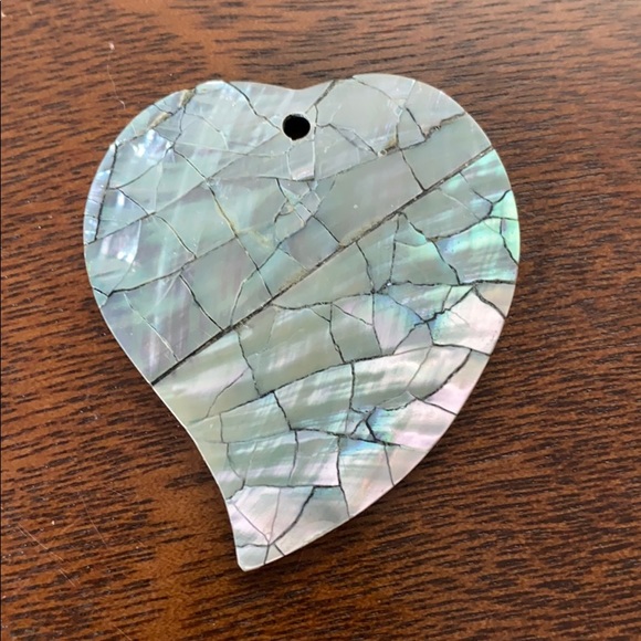 Unique Shell Pendant Lot - Picture 4 of 5